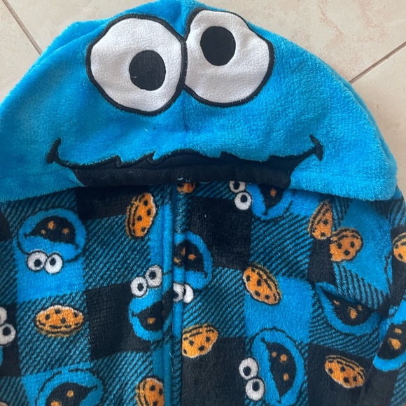 Sesame Street Vibrant Blue Cookie Monster Hooded zip ADULT onesie ! - Picture 1 of 6
